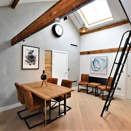 Nap Centre * Μπρίστολ