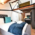 Nap Centre Apartament Bristol