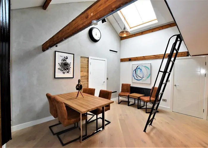 Nap Centre * 布里斯托